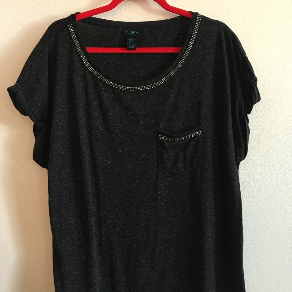 Rue 21 dark grey Tee with sparkle detail 💎
